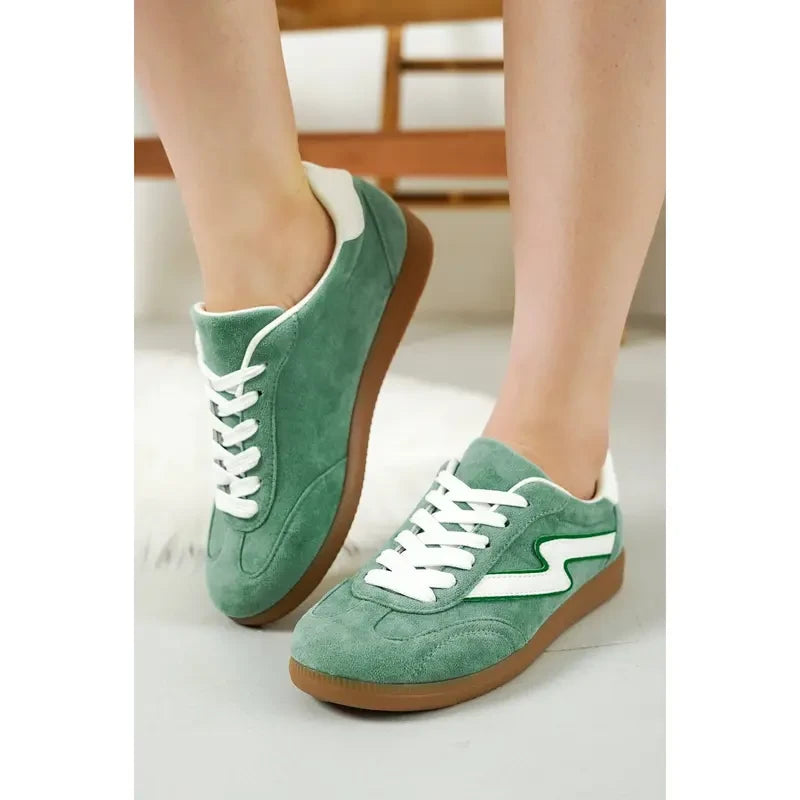 Lightweight Memory Foam Lace-Up Sneaker